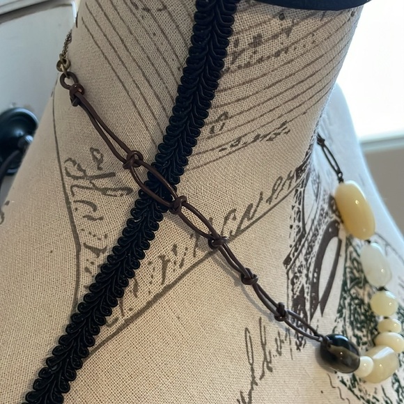 Kenneth Cole Beaded Chunky Necklace - Picture 3 of 5